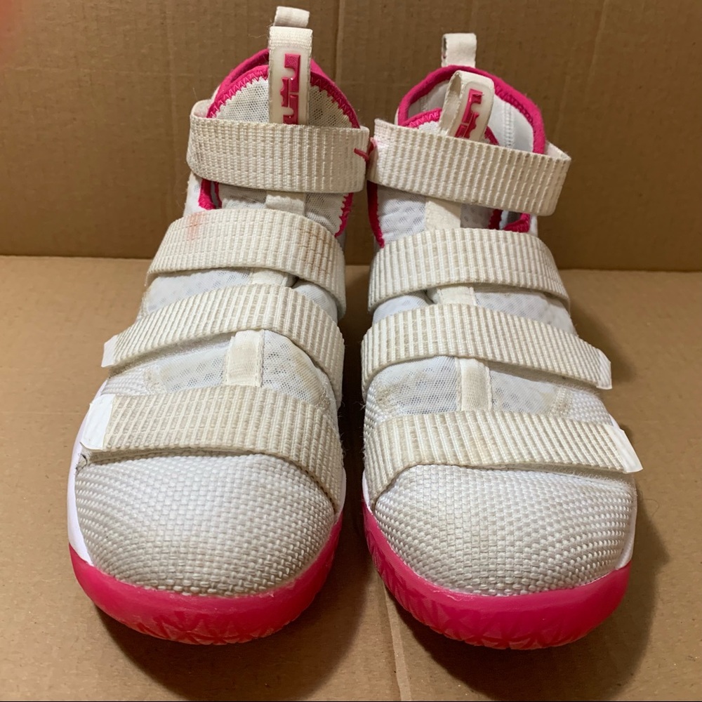 Lebron James Nike Soldier Basketball Shoes